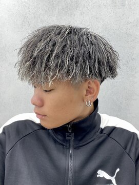 ルースト 西院店(ROOST) ツイストパーマ/ホワイトメッシュ/マッシュ