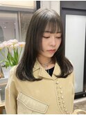 オリーブベージュ/透明感カラー/顔周りレイヤー/艶髪/表参道