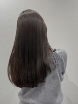 ノーム(NORME)&nbsp;担当/non ロングレイヤー×アッシュグレージュカラー/20代30代