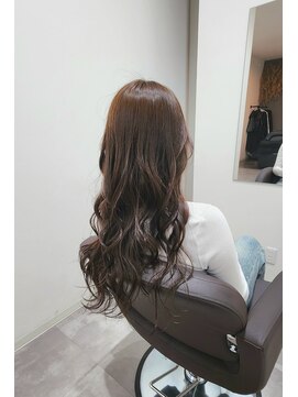 ナッツ(Nut's) 艶感ベージュ