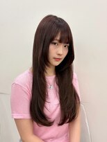 ヒュー 広島(HEW)&nbsp;Y2Kザクザクフェイスレイヤーワイドバングロングへア20代30代