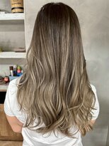 アポロ 横浜駅店(apollo)&nbsp;xバレイヤージュ/ホワイトグレージュ/レイヤーカット