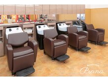 プラーナ 登別店の雰囲気(予約制ではなく、ご来店順となります。/鷲別駅※系列店内観写真)