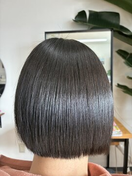 縁 シルキーコンパクトボブ