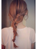 ヘアーサロン リノ(Hair Salon Lino)&nbsp;外国人風三つ編みアレンジ