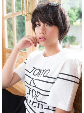 アズーア ヘアーアンドスパ(azure hair&spa) カットで決まる　大人気ショートボブ　【横浜駅】