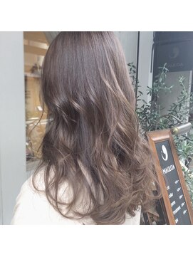 マウロア(MAULOA) "重ためＡラインロング × 透色グレーベージュ"ayumi