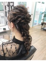 ヘアデザインカーム(hair design calm)&nbsp;編みおろしアレンジ
