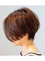 トイロ(toiro) salon work 縦長ハンサムショート