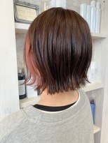 キャアリー(Caary)&nbsp;福山市美容室人気caary ぱっつんボブにチラ見せピーチカラー