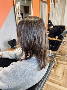 サブライム(Sublime) 春ハイライト×外ハネミディアム