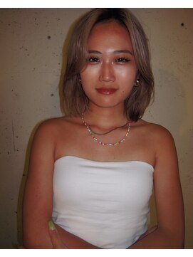 ノラキチジョウジ(NORA KICHIJOJI) ウルフボブロングレイヤー耳かけフェイスレイヤーレイヤーボブ