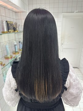 ロンドルーチェ 心斎橋(Lond luce) ダークアッシュ/ミディアムレイヤーカット［髪質改善/縮毛矯正］