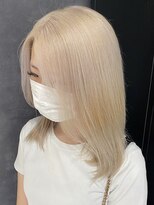 ラルガ 黒崎(Raruga)&nbsp;ハイライトカラーミルクティーベージュレイヤーカット