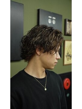 メゾンフォーメン 心斎橋店(Maison for men) サーフカール/ツイストスパイラル/波巻きパーマ/フェザーパーマ