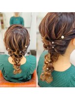 W’d BELL品川駅前店 ヘアセット/ヘアメイク/ヘアアレンジ/着付け専門店 編みおろし