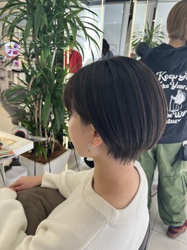 フィッツ(Fits) 丸みショート