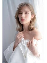 トップシェイプ(TOP SHAPE) 柔らかベージュ外ハネミディボブ