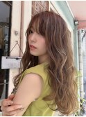 透明感オリーブベージュ×糸ハイライト