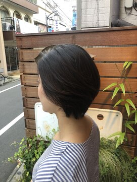 ヨナサン(Yona Saint) ショートボブ