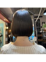 首が綺麗に見えるボブ