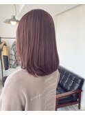 ピンクベージュ