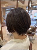 ショートボブ