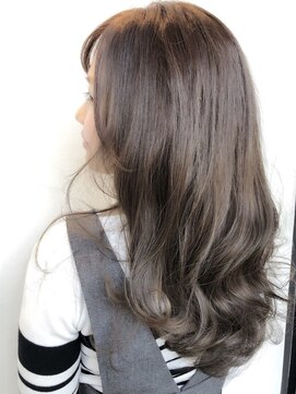 ヴィコロ(vicolo) 秋シルキーグレージュ