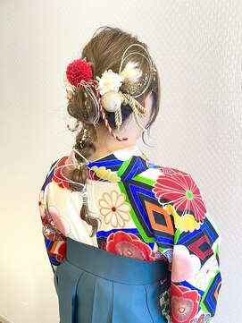 ムーア(MUA) 【札幌　MUA 馬場】成人式　卒業式　ヘアセット　メイク　着付