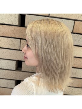 ネイロ 日本橋(NeiRo) 小顔ショートボブカラー大人ショートボブひし形ショートカット