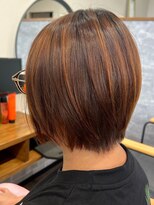 トゥルートラストトロワー 須玉店(True Trust trois)&nbsp;縮毛矯正 おしゃれな大人のショートレイヤー さらさらストレート