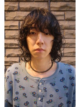 ブルートマト(BLUE TOMATO) ミディアムレイヤーパーマ