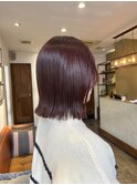 ボルドーカラー×切りっぱなしボブ