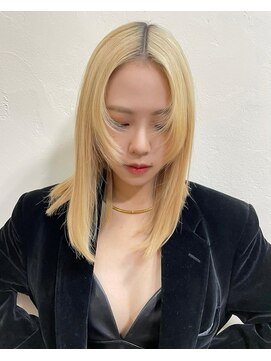 アム(amu) 顔まわりレイヤー/抜きっぱなしブロンド