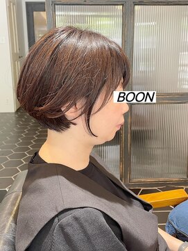 ブーン(BooN) 丸さのある大人ショートボブ