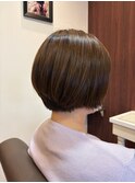 ショートボブ
