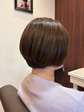 アーティ バイ ヘアー ポッシュ(Arty by Hair POSH) ショートボブ