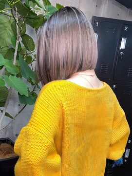 シェルヴ(XELVE) 妊婦さんに人気のボブの鳴海流バレイヤージュ