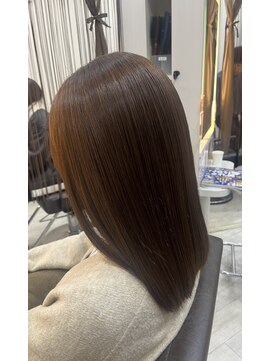 フゥカ 類家店(fuka) 髪質改善　ブラウンカラー