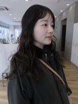 アトロ(Atoro)&nbsp;グレージュ/暗髪カラー/ロング/ウェーブ