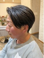 ニップ(nip) 刈り上げ、センターパート