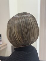 アッシュ 戸田公園店(Ash)&nbsp;白髪ぼかしバレイヤージュ×丸みショート