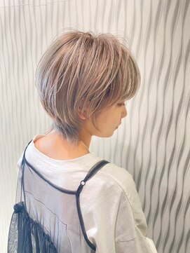アース 郡山コスモス通り店(HAIR&MAKE EARTH) ハイトーンレイヤーショート