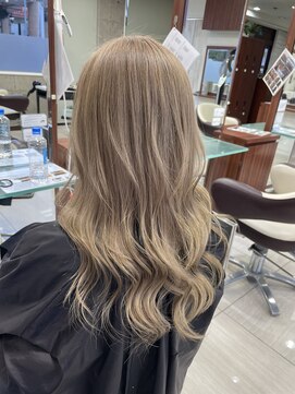 エーデル(EDEL) ベージュ系【ホワイトミルクティベージュ】