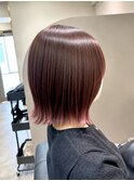 艶髪カラー×外はねボブ