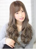 フェミニンな外国人風スタイル