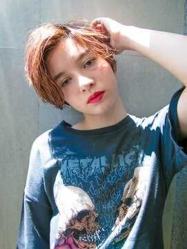 ルティア(Lutia) ニュアンスウェーブ 似合わせカット アッシュカラー