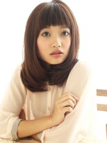 エマージュ 大宮(Emerge)&nbsp;おしゃれなマッシュバングのナテュラルミディアム