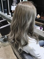 ヴォージュアーム(VOGES ame)&nbsp;【ＶＯＧＥＳ】透明感抜群のシルバーグレイ