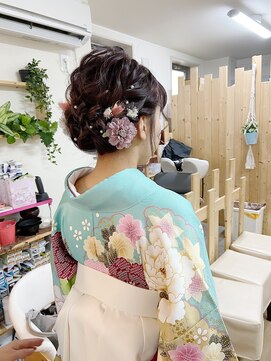 ロカット サロン(Roquat Salon) 卒業式袴着付けとアップアレンジ【ヘアセット　立川/立川南】
